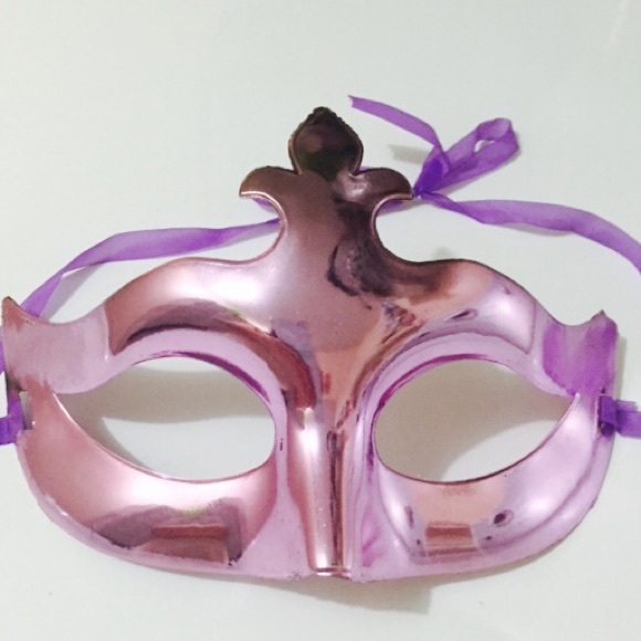 Accessories - 🅾 Metallic pink accessory